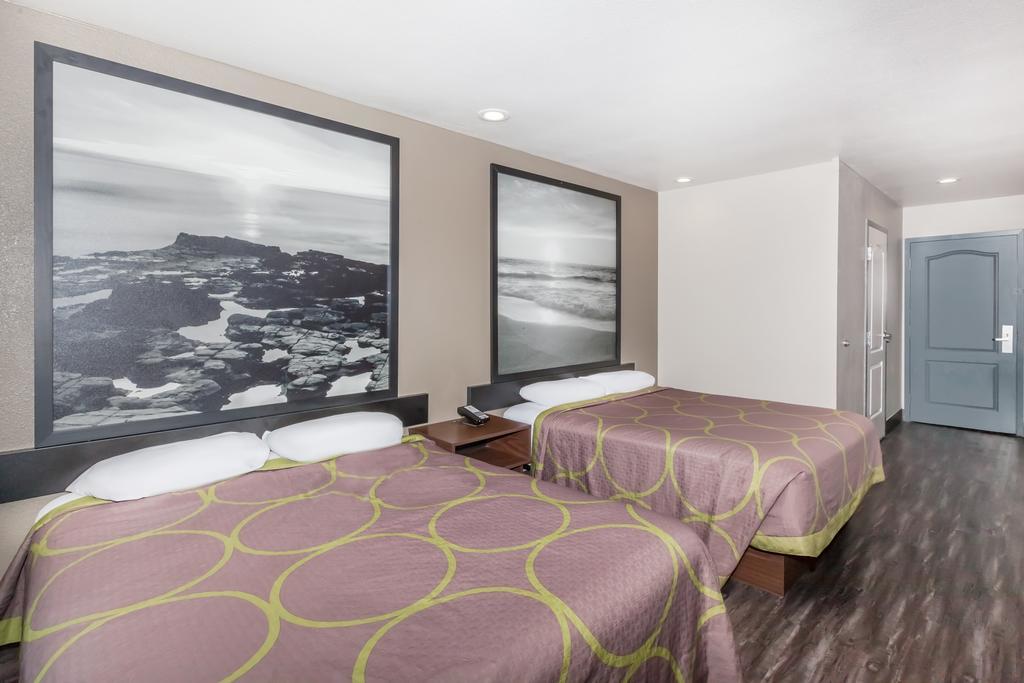 Super 8 By Wyndham San Diego/Imperial Beach Eksteriør billede
