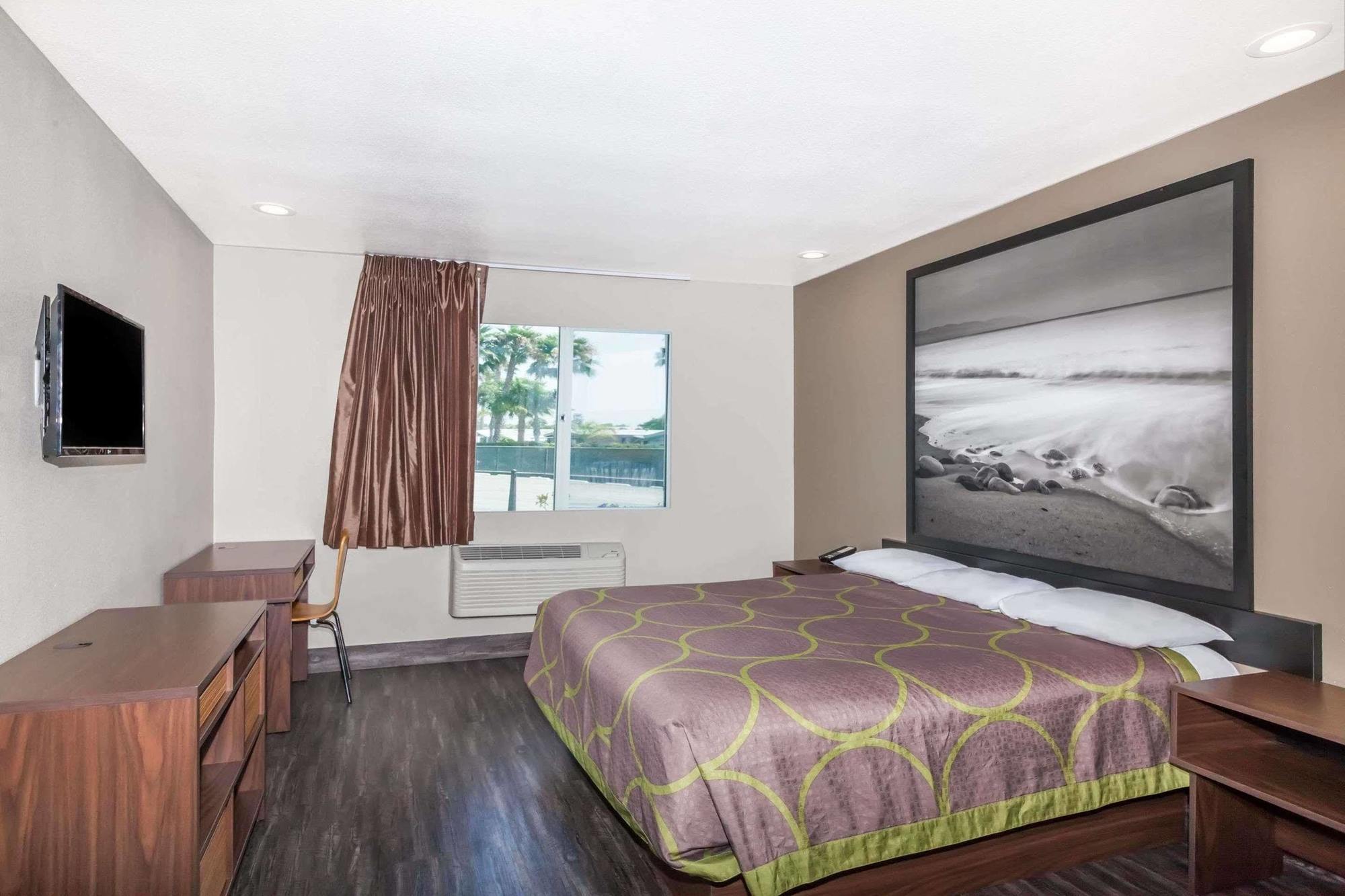 Super 8 By Wyndham San Diego/Imperial Beach Eksteriør billede
